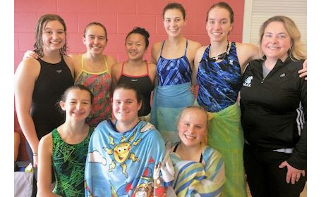 KDSS swim team competes at CWOSSA meet