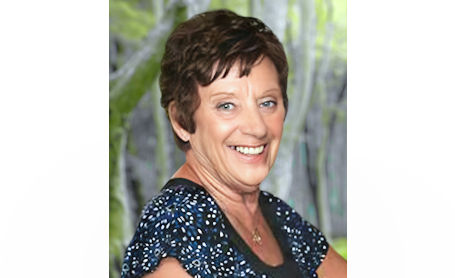 BEVERLEY MARLENE ROSS (nee HEWITT)