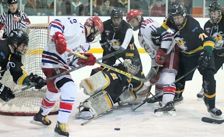 Kincardine Bulldogs push series to Game 5 Friday night at the Davidson Centre